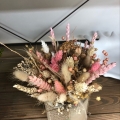 img Bouquet de fleurs s�ch�es rose � Cavignac