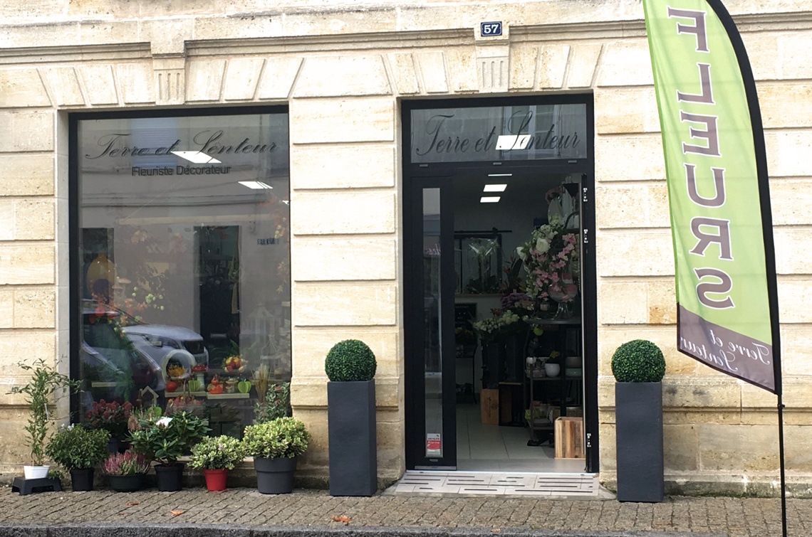 	terre et senteur fleuriste Cavignac 33